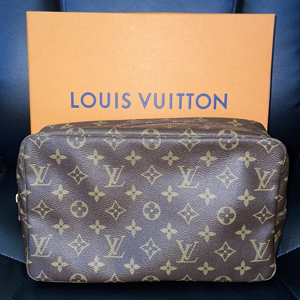 ❌Sold❌Authentic LV Vintage Monogram Toiletry Trousse 28💥 - Picture 3 of 17